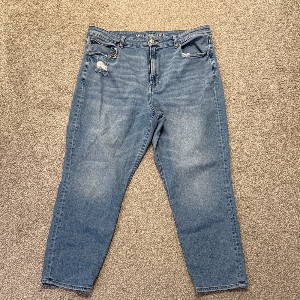 American Eagle Outfitters Light Blue Straight Leg Jeans